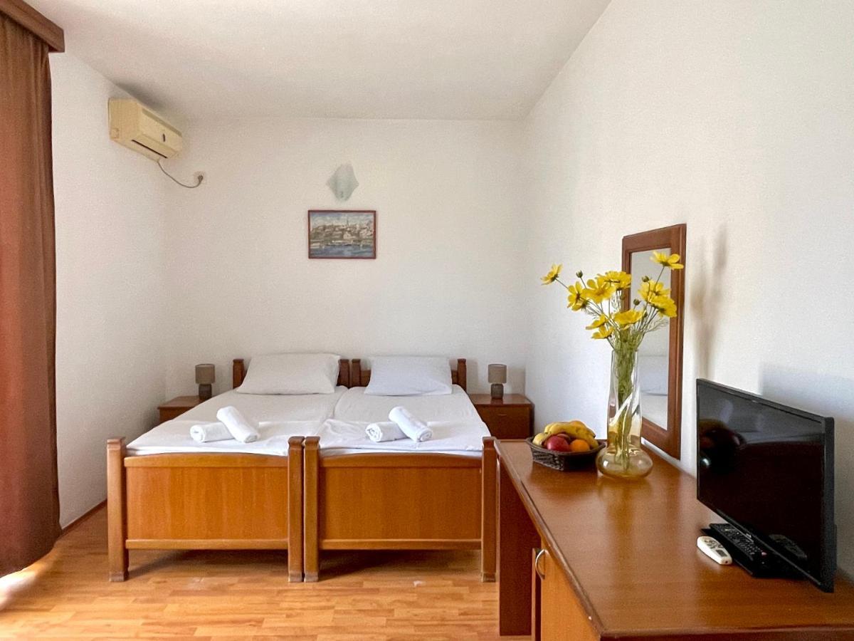 بودفا Villa Ns Velji Vinogradi المظهر الخارجي الصورة