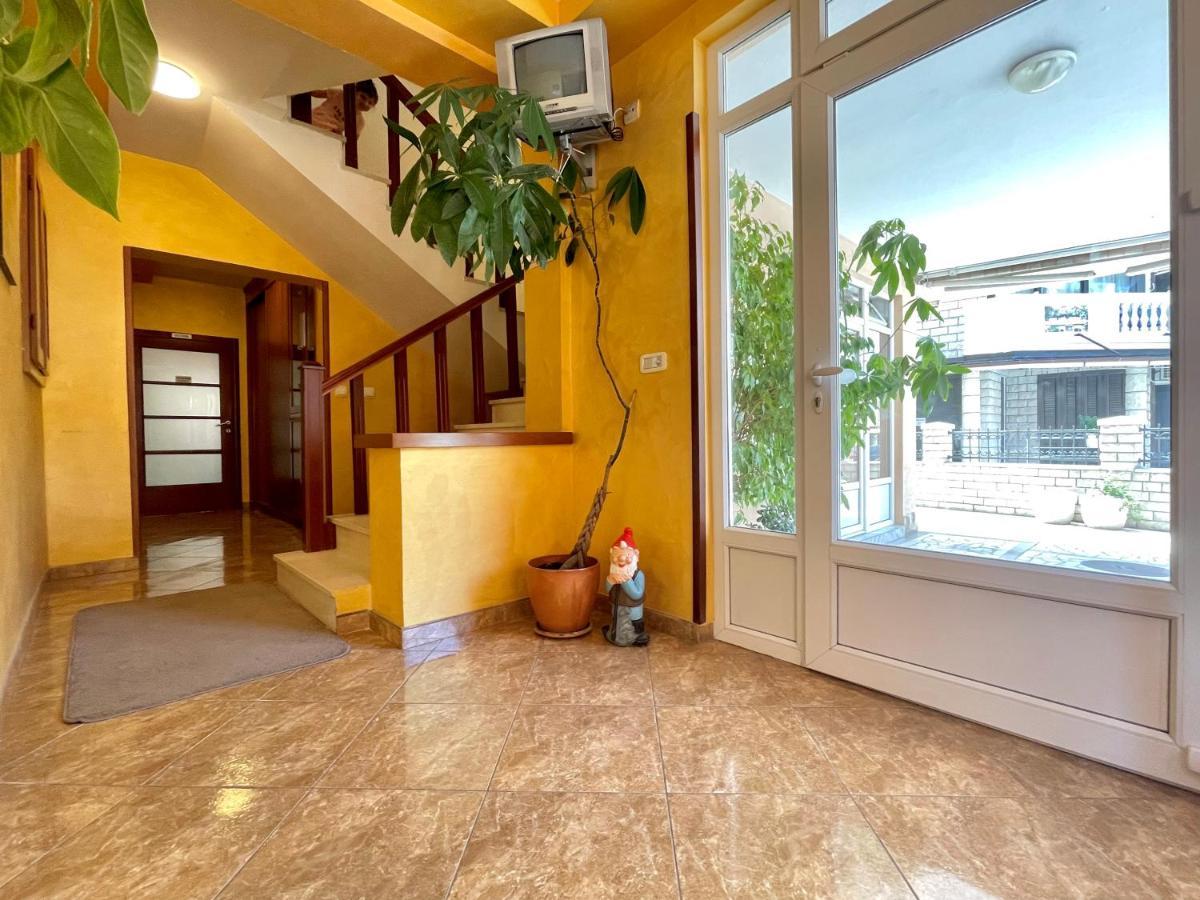 بودفا Villa Ns Velji Vinogradi المظهر الخارجي الصورة