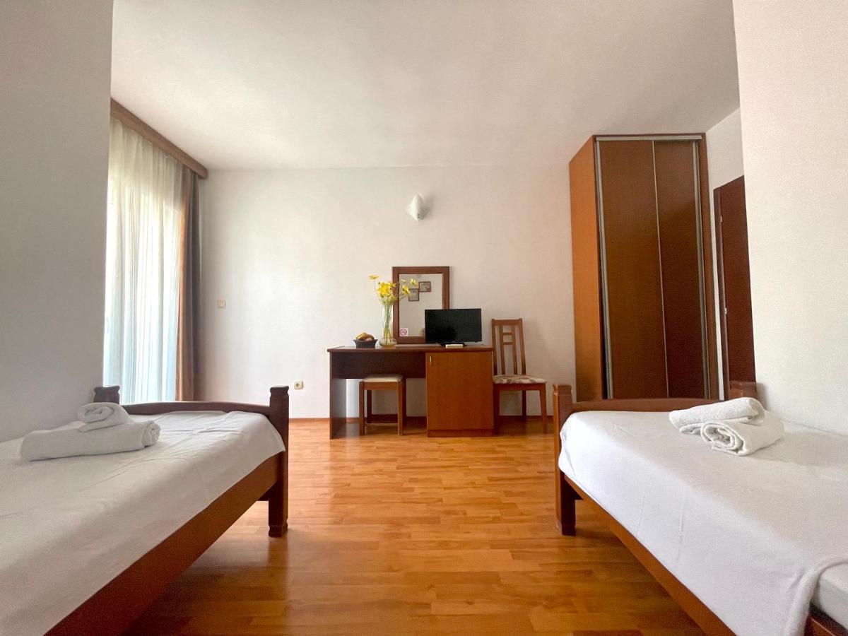 بودفا Villa Ns Velji Vinogradi المظهر الخارجي الصورة